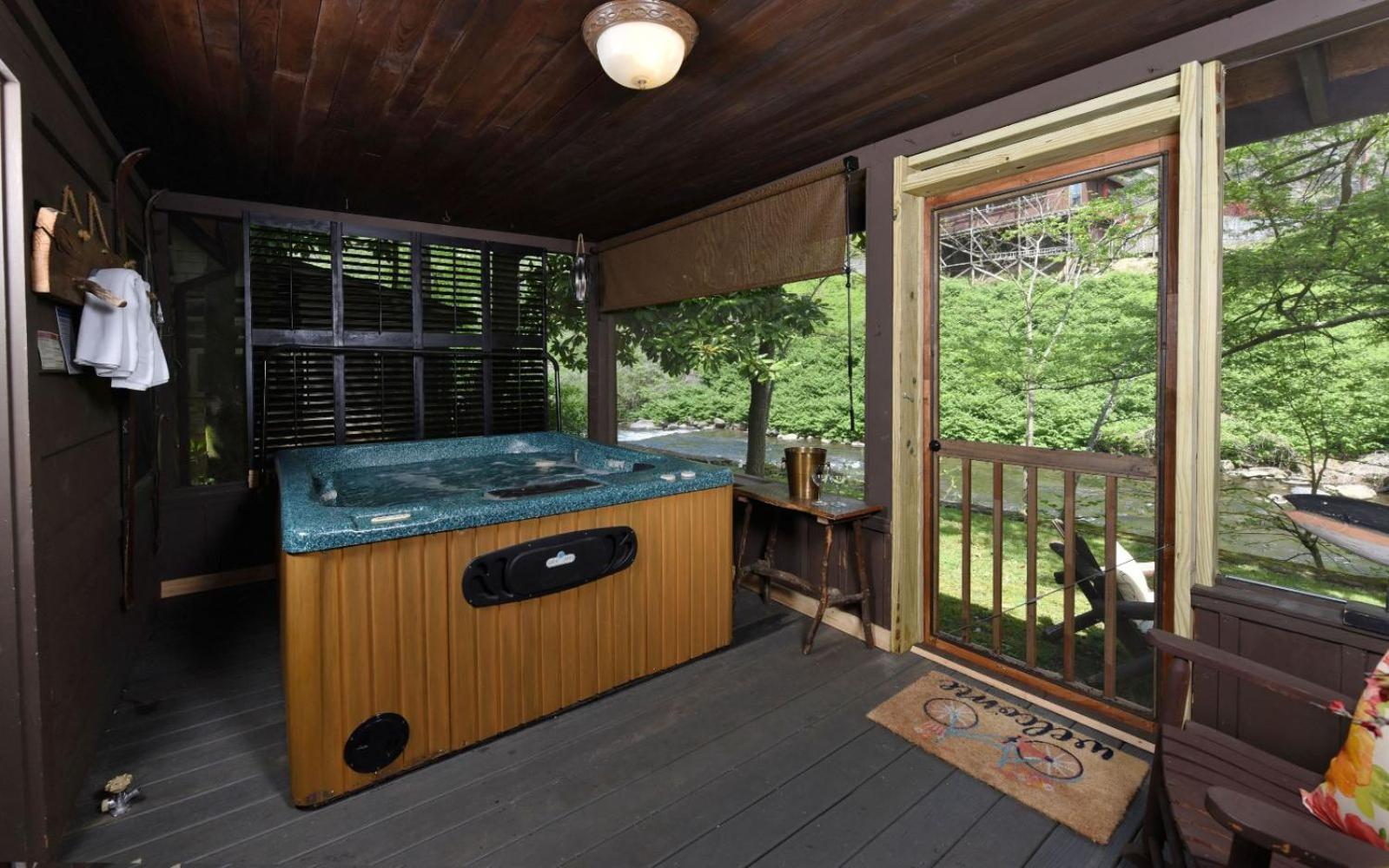 On The River Gatlinburg Exterior photo